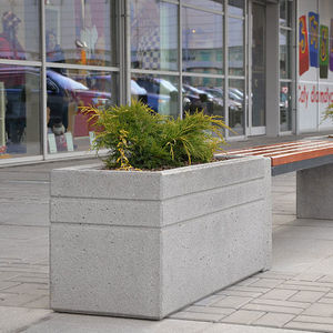 Beton-Pflanzkübel