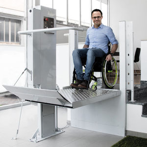 Hebeplattform für Behinderte