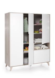 moderner Kleiderschrank 1