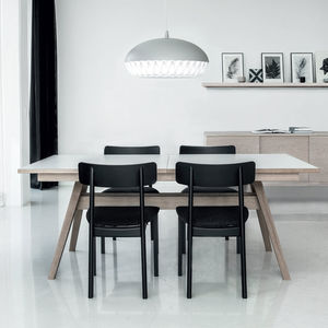 Kirschbaum Esszimmerstuhl - alle Hersteller aus Architektur und Design