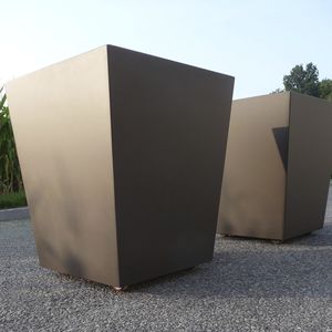Faserzement-Pflanzkübel 1