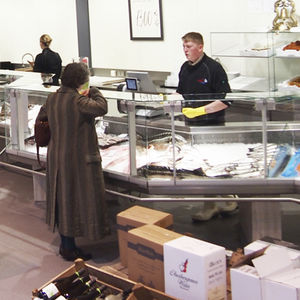 Verkaufskühlvitrine / beleuchtet / kundenspezifisch / für Geschäfte