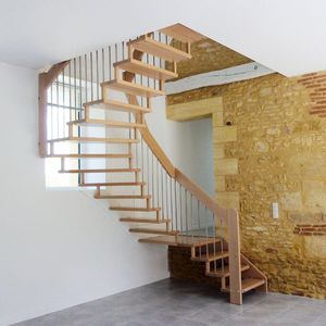 halbgewendelte Treppe