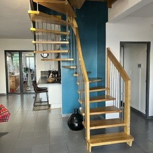 halbgewendelte Treppe
