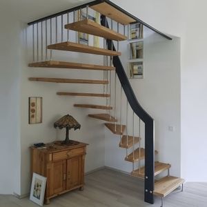 viertelgewendelte Treppe