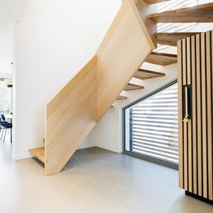gerade Treppe