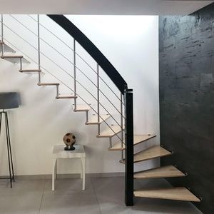 gerade Treppe