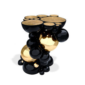 Beistelltisch / originelles Design 1
