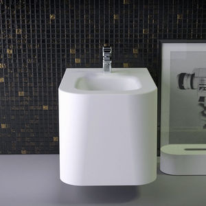 wandhängendes Bidet
