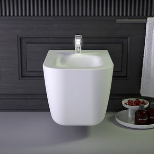 wandhängendes Bidet