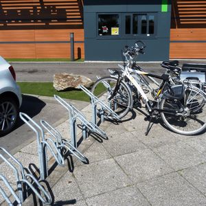 bodenstehender Fahrradständer 1