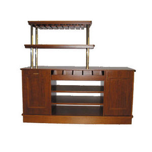 klassischer Geschirrschrank