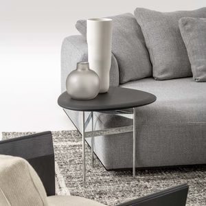 moderner Couchtisch
