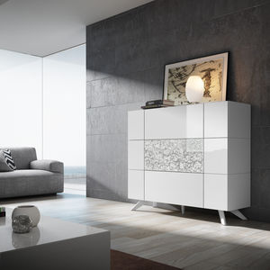 hohes Sideboard 1