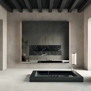 moderner Badezimmer-Schrank