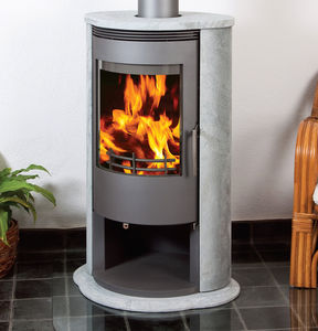 Holz-Kaminofen 1