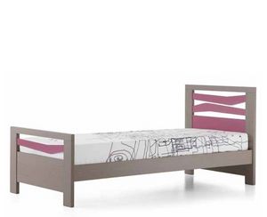 modernes Bett 1