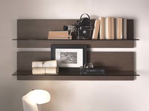 wandmontiertes Regal 1