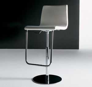 moderner Barhocker