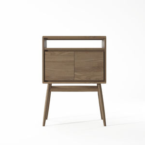 Sideboard mit hohen Beinen