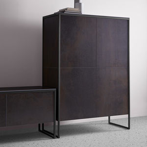 hohes Sideboard