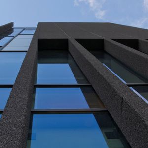 Platten-Fassadenverkleidung / Verbundwerkstoff / gebürstet / Steinoptik