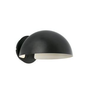 Industriedesign-Wandleuchte 1