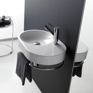 Wand-Waschbecken