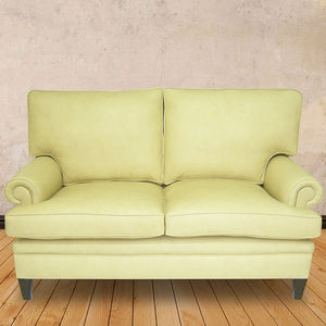 klassisches Sofa