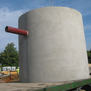 Beton-Abwasserschacht 1