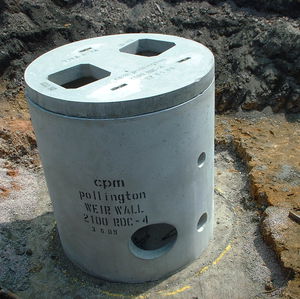 Beton-Abwasserschacht 1