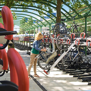 wandmontierter Fahrradständer