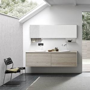 modernes Badezimmer