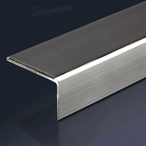Aluminium-Treppenkante 1