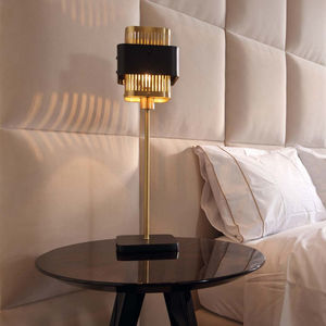 Tischlampe