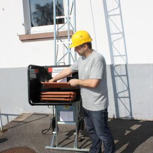 Hebeplattform für Privatgebrauch / schräg / Außenbereich / automatisiert