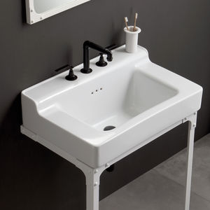 Wand-Waschbecken