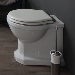 WC in Wandnähe