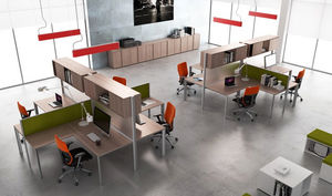 Schreibtisch für Open Space