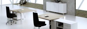 Schreibtisch für Open Space