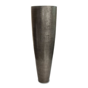 moderne Vase / versilbertes Metall