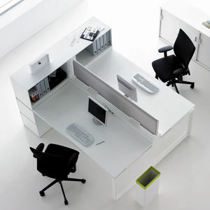 Schreibtisch für Open Space