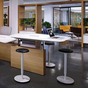 Stahl-Arbeitshocker / Leder / Polster / verstellbar