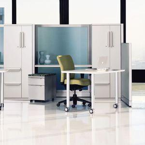 Schreibtisch für Open Space / Laminat / modern / Objektmöbel
