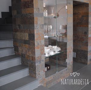 Natursteinfliesen