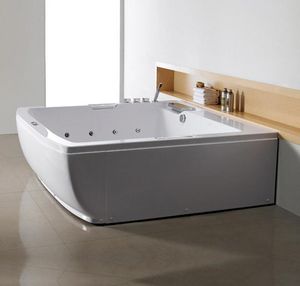 quadratische Badewanne