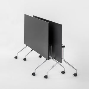 moderner Besprechungstisch / Laminat / Melamin / mit Fußgestell aus Metall