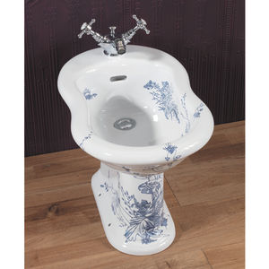 Porzellan-Bidet