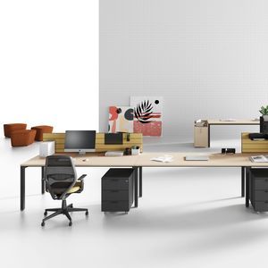 Schreibtisch für Open Space