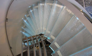 Glasstufe 1